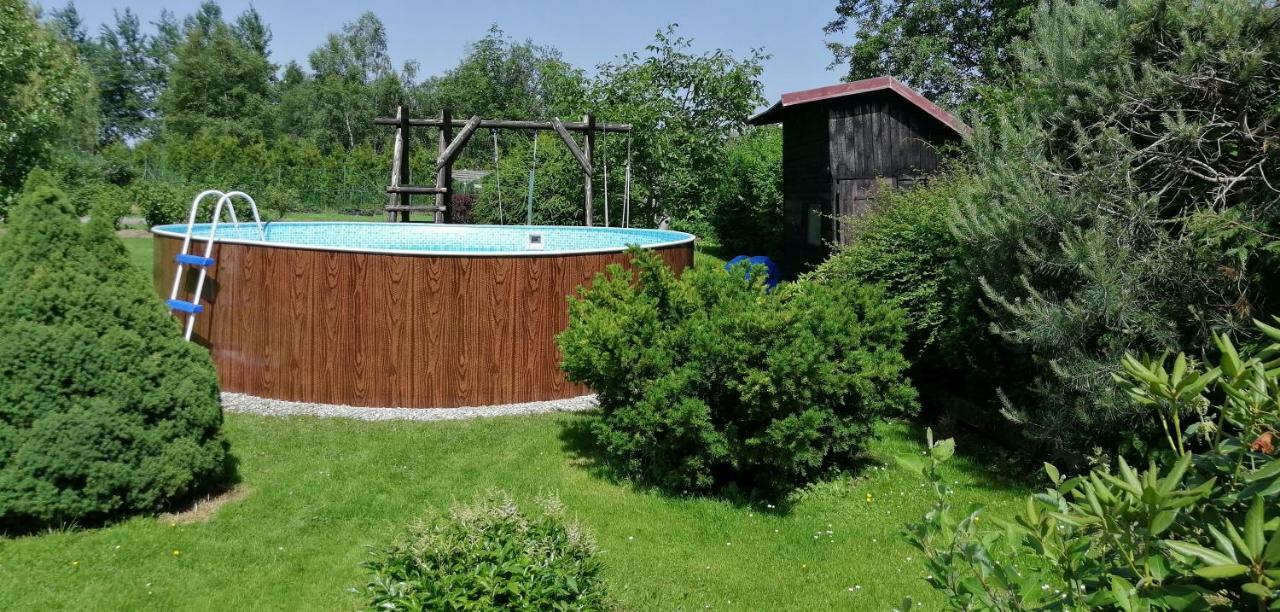 Ferienwohnung Dvougeneracni Dum Se Zahradou Vimperk Exterior foto